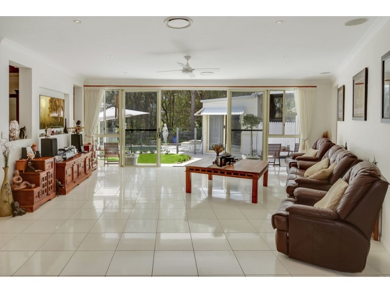 2 Elderberry Court, Twin Waters QLD 4564