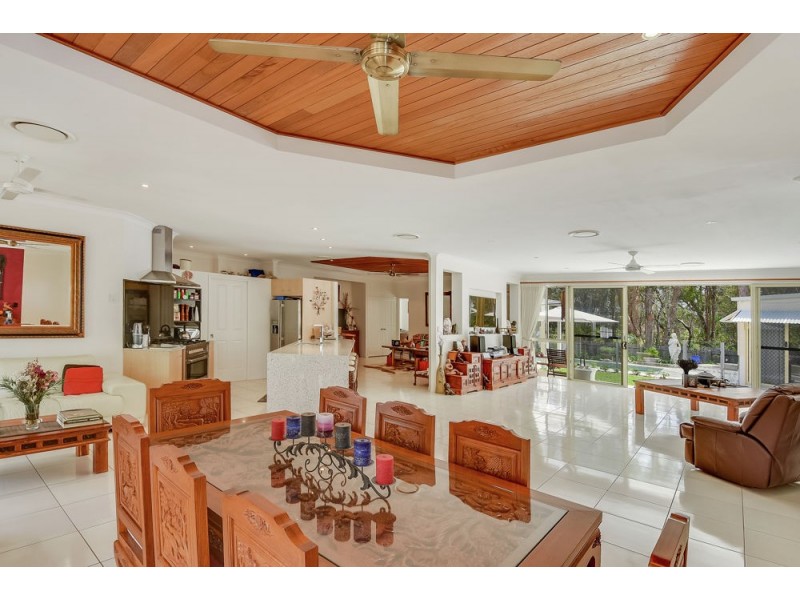 2 Elderberry Court, Twin Waters QLD 4564