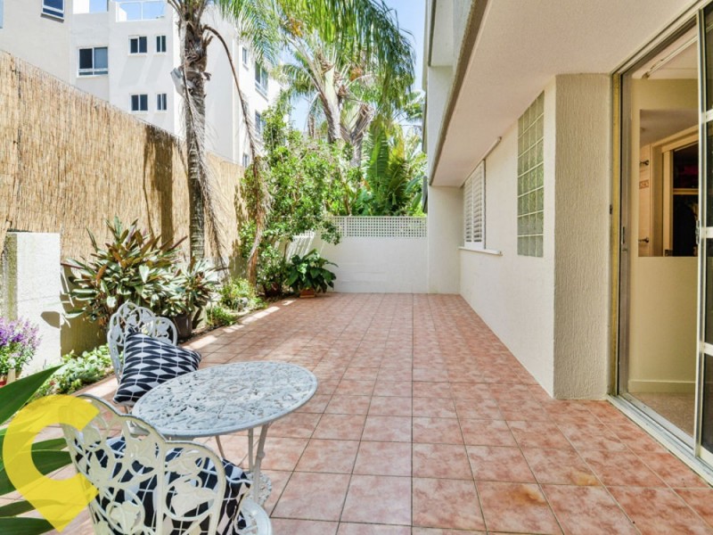1/70-78 Alexandra Parade, Maroochydore QLD 4558