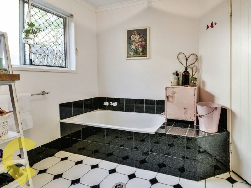 61 Yaringa Avenue, Buddina QLD 4575