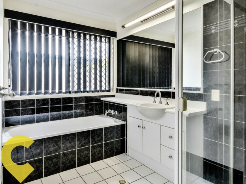 27 Dorian Crescent, Sippy Downs QLD 4556