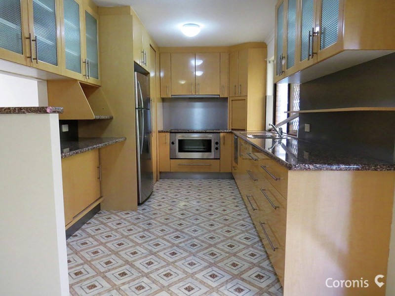 27 Hodgens Street, Caloundra QLD 4551