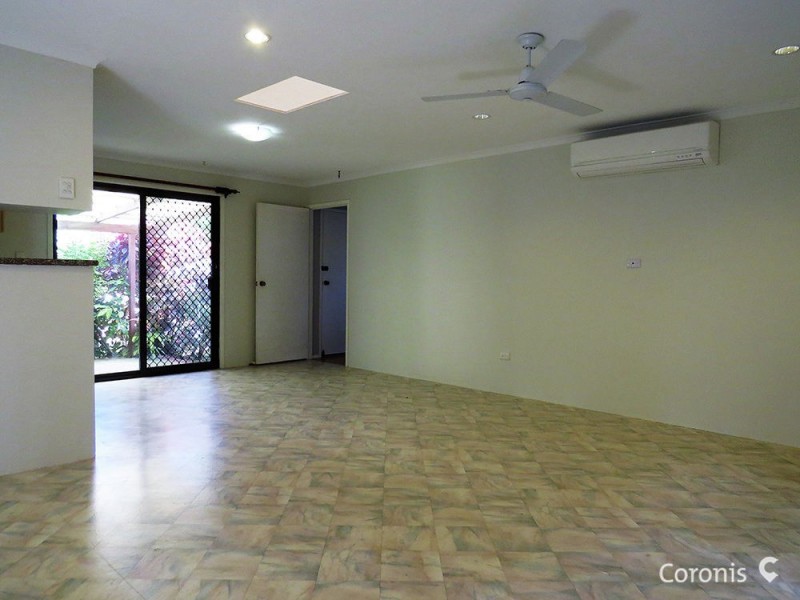 27 Hodgens Street, Caloundra QLD 4551