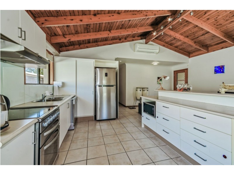 58 Palm Drive, Mooloolaba QLD 4557