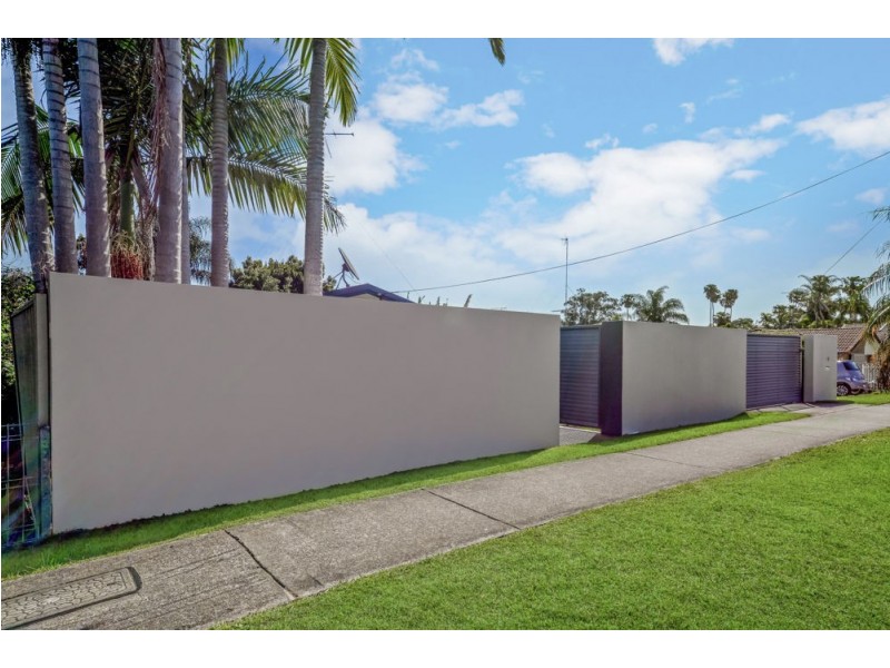 58 Palm Drive, Mooloolaba QLD 4557