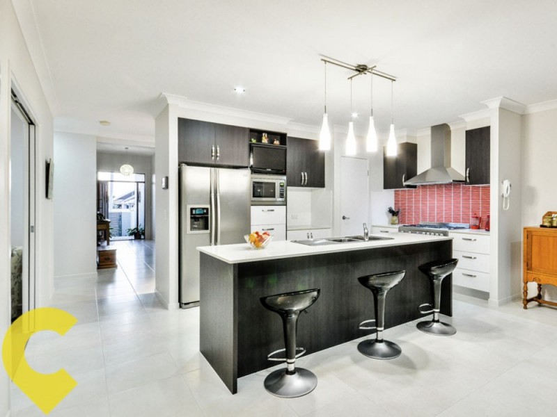 28 Moondarra Crescent, Mooloolaba QLD 4557