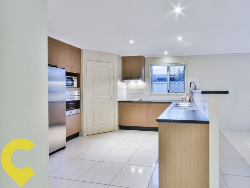 9 Calais Court, Kuluin QLD 4558