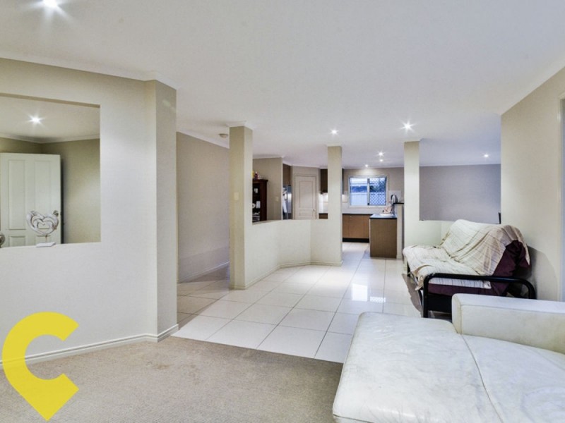 9 Calais Court, Kuluin QLD 4558