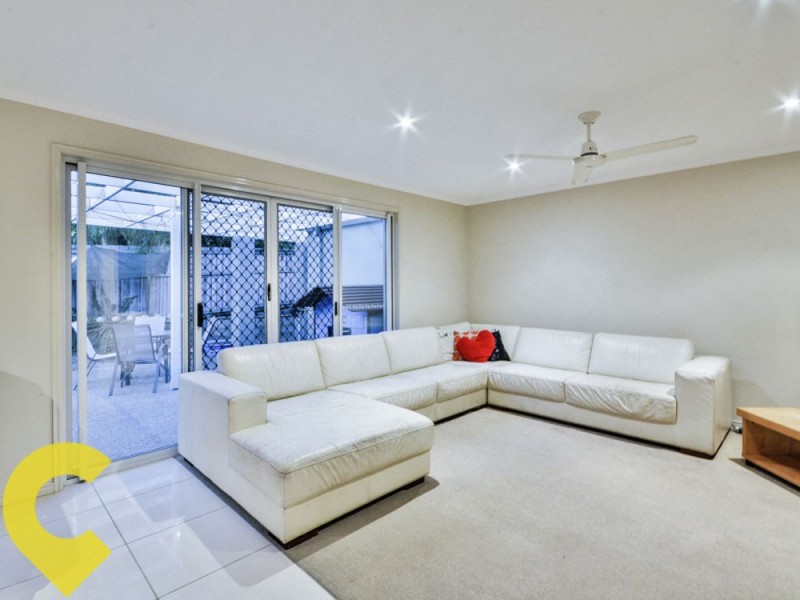 9 Calais Court, Kuluin QLD 4558