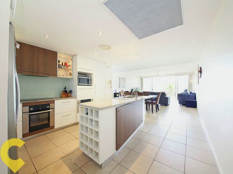73/7 Grand Parade, Kawana Island QLD 4575