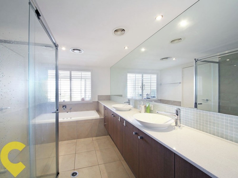 73/7 Grand Parade, Kawana Island QLD 4575