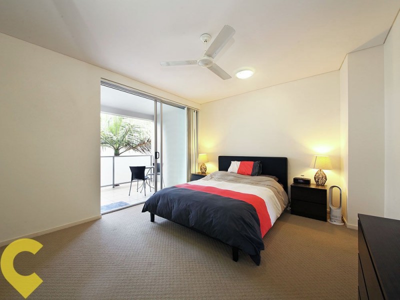73/7 Grand Parade, Kawana Island QLD 4575