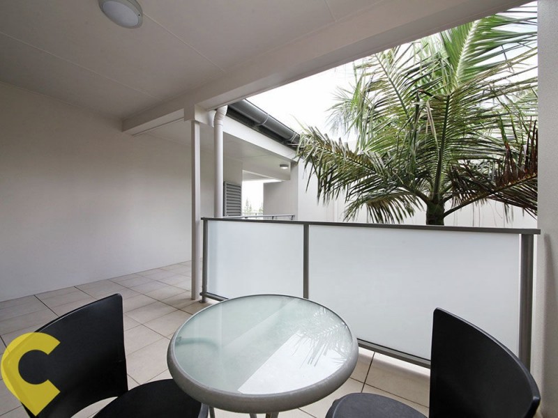 73/7 Grand Parade, Kawana Island QLD 4575