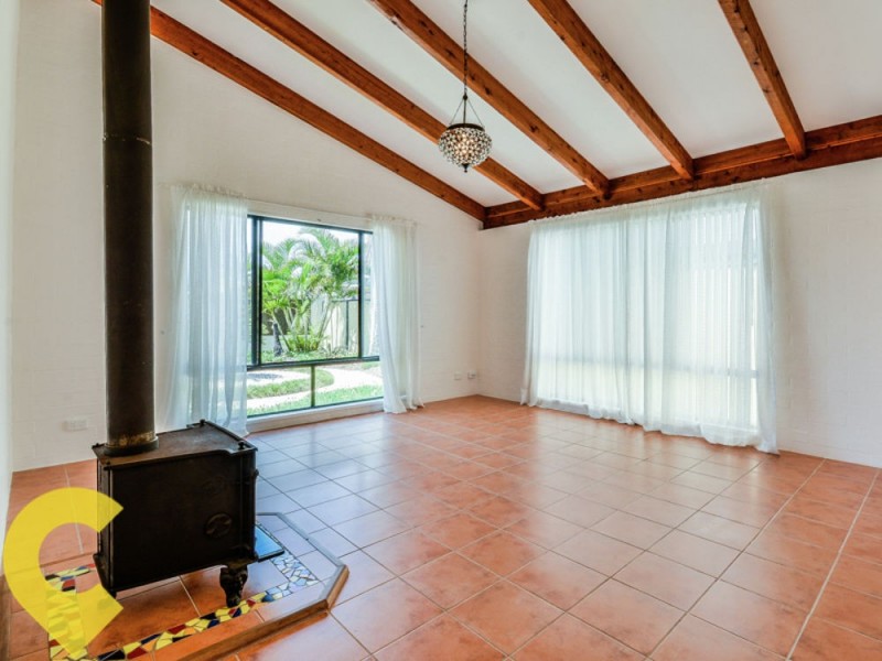 12 Dalpura Street, Buddina QLD 4575