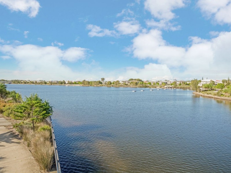 32/81 Birtinya Boulevard, Birtinya QLD 4575