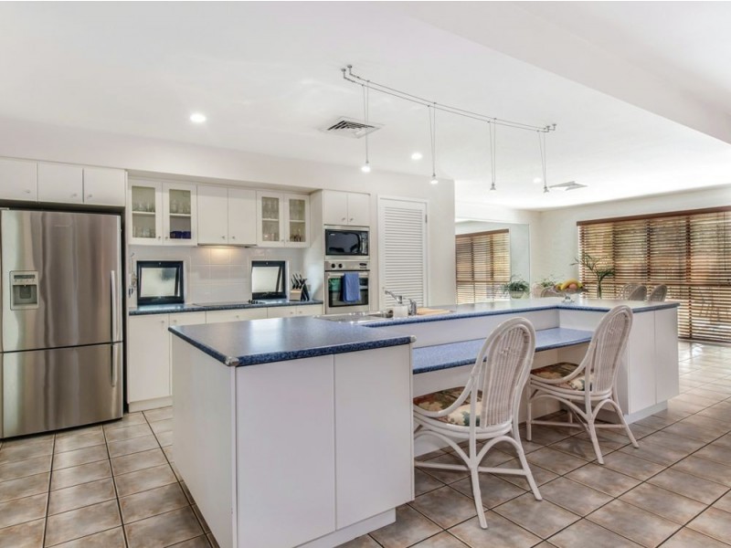 1 Tralee Place, Twin Waters QLD 4564