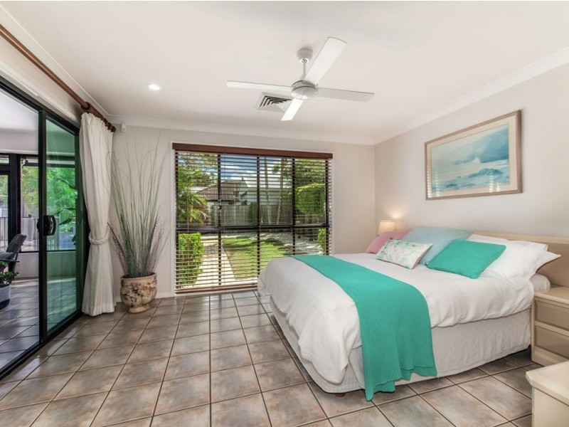 1 Tralee Place, Twin Waters QLD 4564