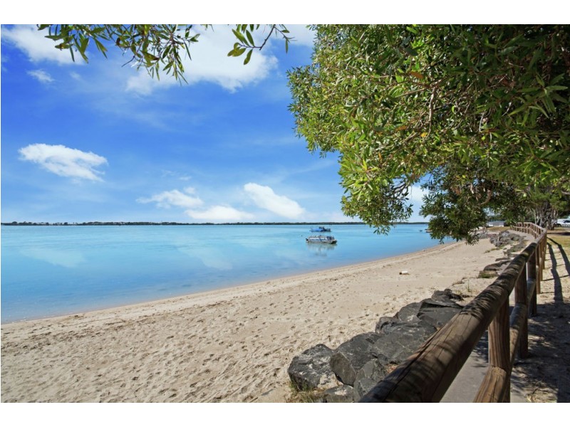 203/89 Esplanade, Golden Beach QLD 4551