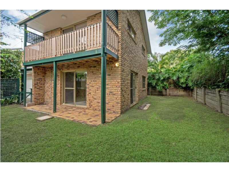 2/12 Oloway Crescent, Alexandra Headland QLD 4572