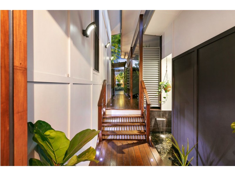 249 Mons School Road, Buderim QLD 4556