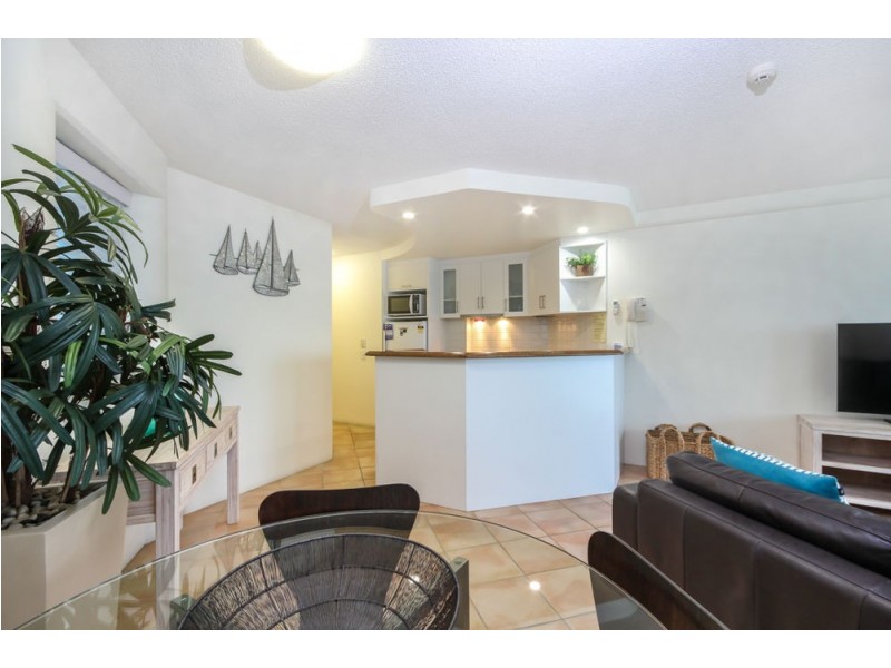 10/81 Mooloolaba Esplanade, Mooloolaba QLD 4557