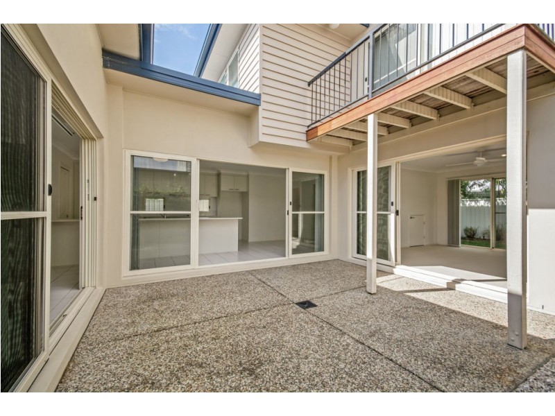 11 Tarawa St, Parrearra QLD 4575