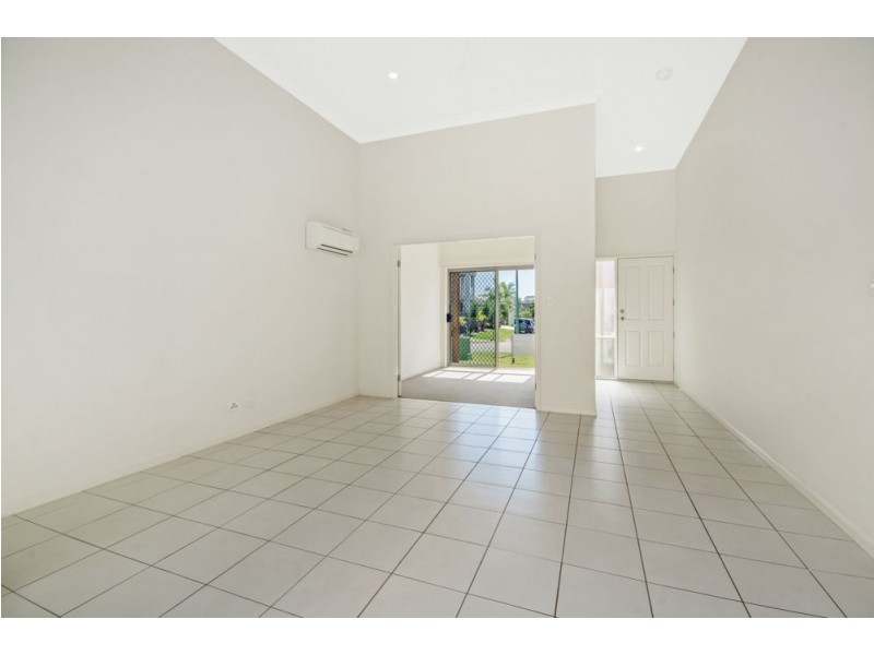 11 Tarawa St, Parrearra QLD 4575