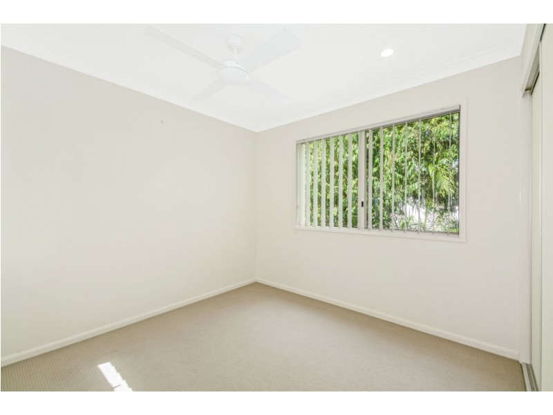 11 Tarawa St, Parrearra QLD 4575