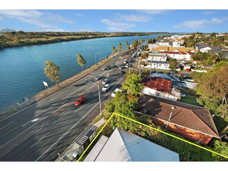 235 Bradman Avenue, Maroochydore QLD 4558