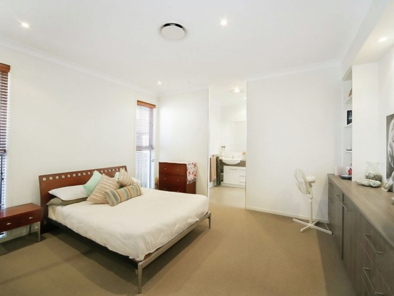 6 Jib Street, Wurtulla QLD 4575