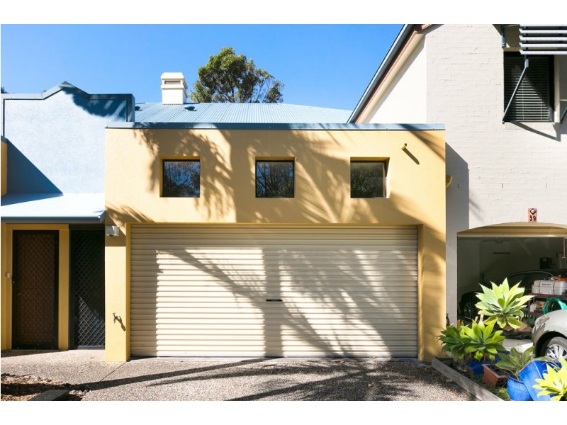 40/1 Poinsettia Court, Mooloolaba QLD 4557