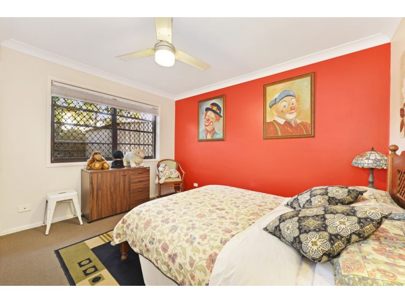 6 Napalle Street, Warana QLD 4575