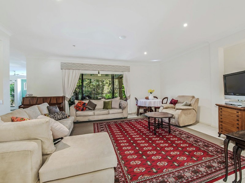 20 Baker-Finch Place, Twin Waters QLD 4564