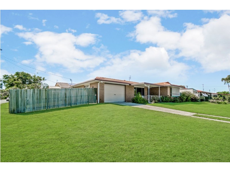 18 Langura Street, Warana QLD 4575