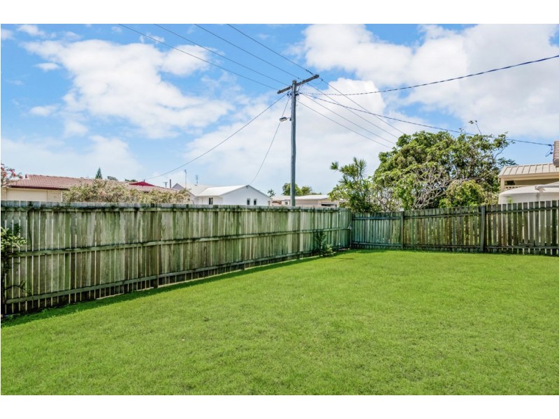 18 Langura Street, Warana QLD 4575