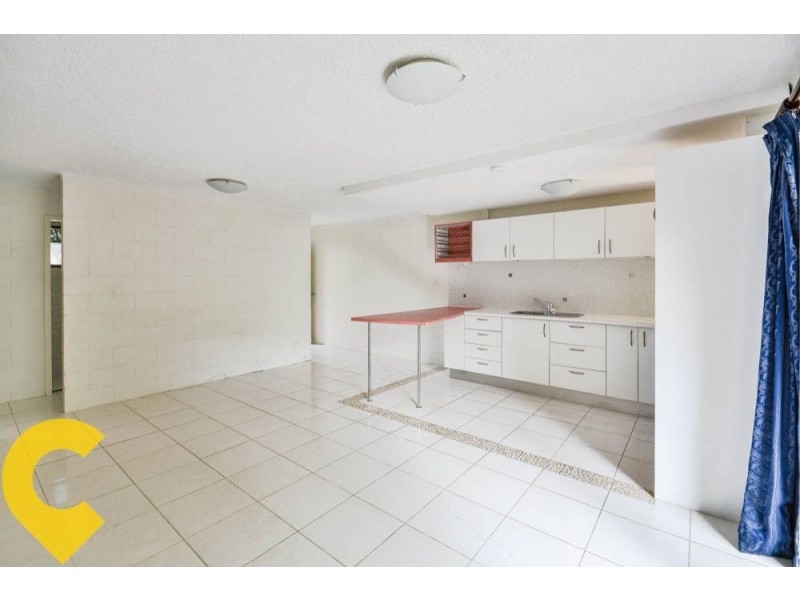 2/6 Barooga Crescent, Mooloolaba QLD 4557