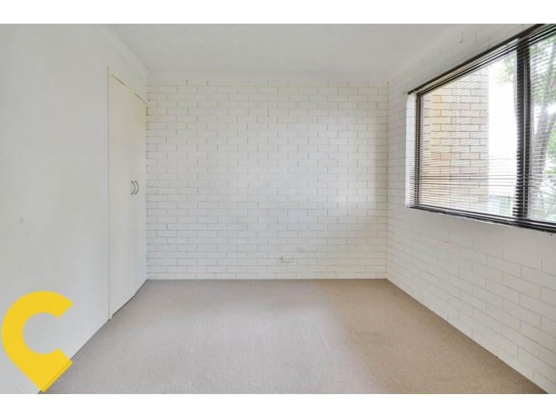 2/6 Barooga Crescent, Mooloolaba QLD 4557