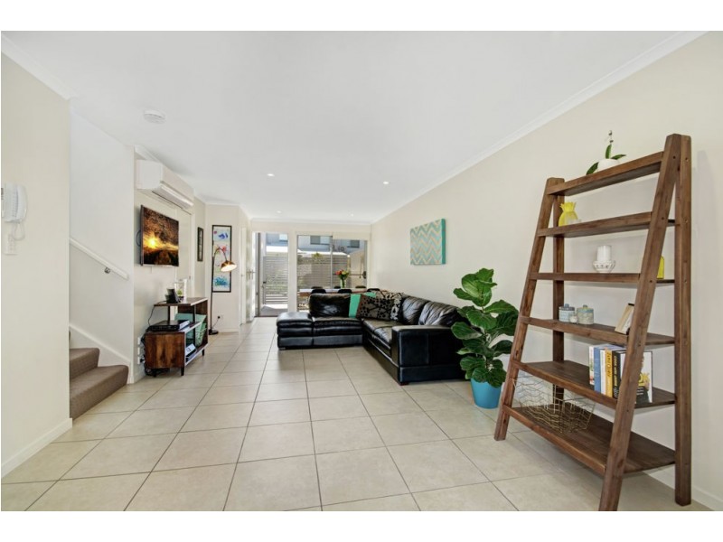 75/1 Hibbertia Street, Mountain Creek QLD 4557