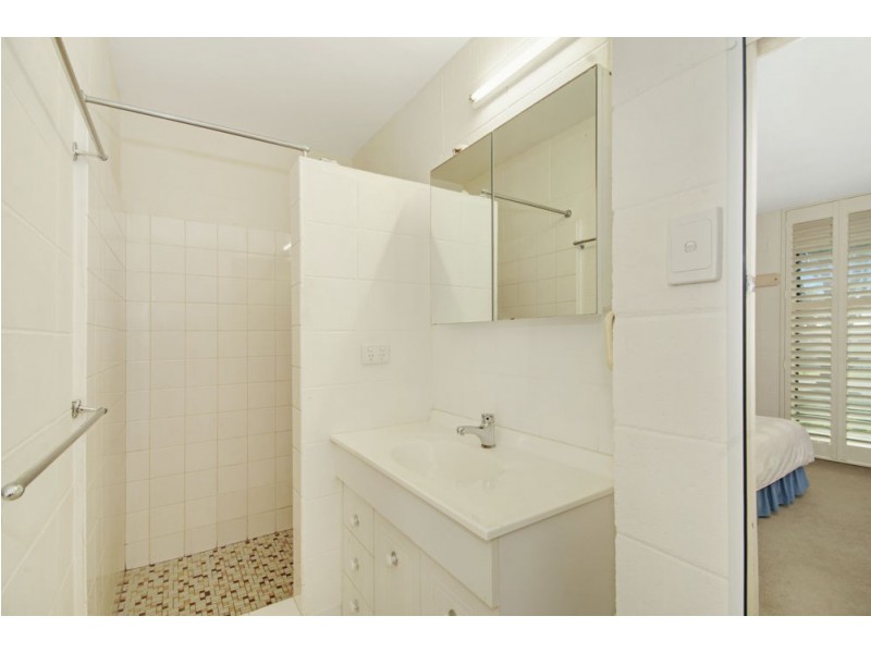 1/11-13 Juan Street, Alexandra Headland QLD 4572