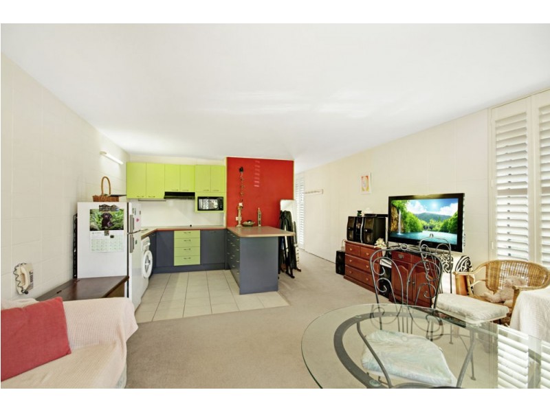 1/11-13 Juan Street, Alexandra Headland QLD 4572