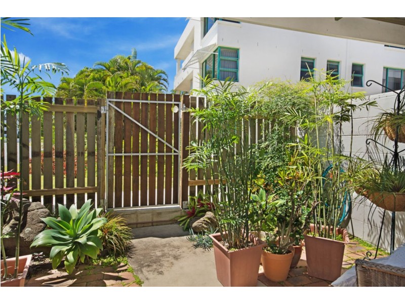 1/11-13 Juan Street, Alexandra Headland QLD 4572