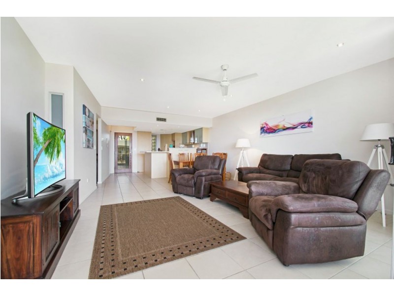 39/51 Grand Parade, Parrearra QLD 4575