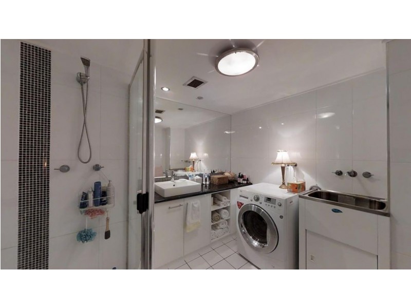 2/17 Akeringa Place, Mooloolaba QLD 4557