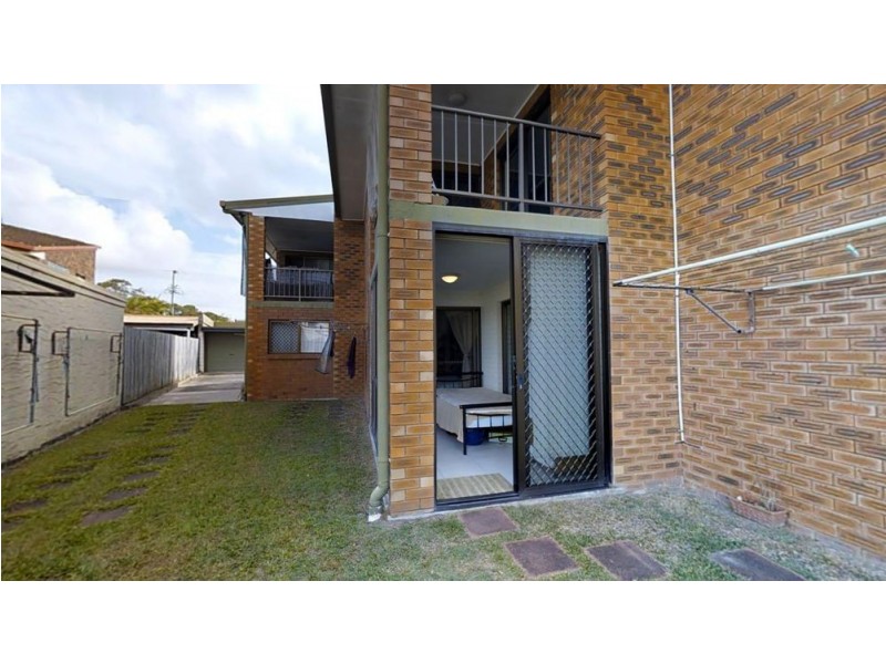 2/17 Akeringa Place, Mooloolaba QLD 4557