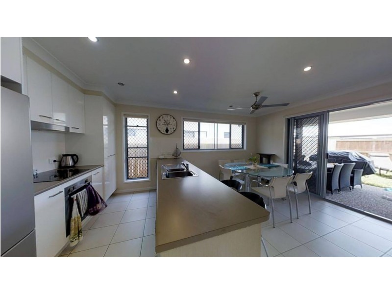 71 Foxtail Circuit, Mountain Creek QLD 4557