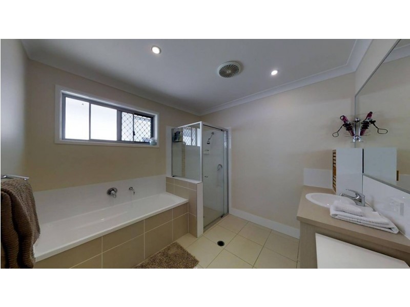 71 Foxtail Circuit, Mountain Creek QLD 4557