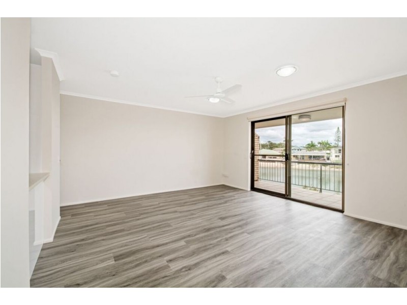 5/26 Akeringa Place, Mooloolaba QLD 4557