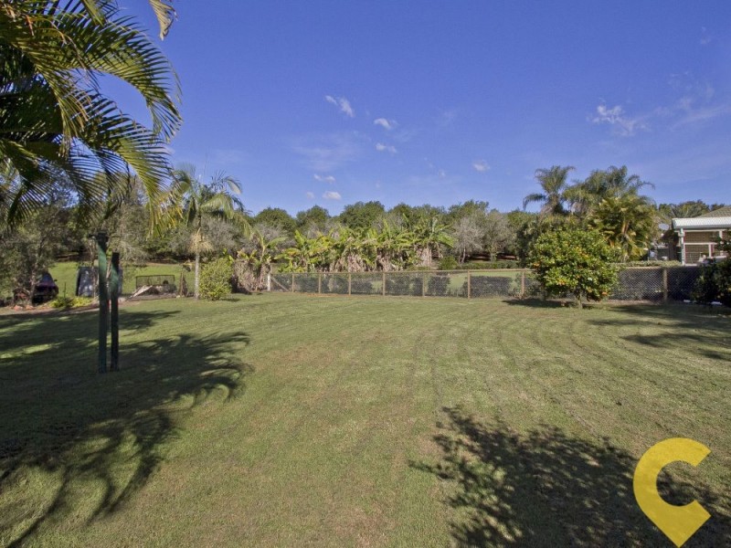 27 Shaws Road, Beerwah QLD 4519