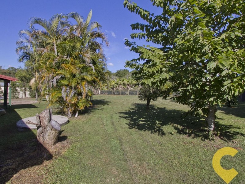 27 Shaws Road, Beerwah QLD 4519