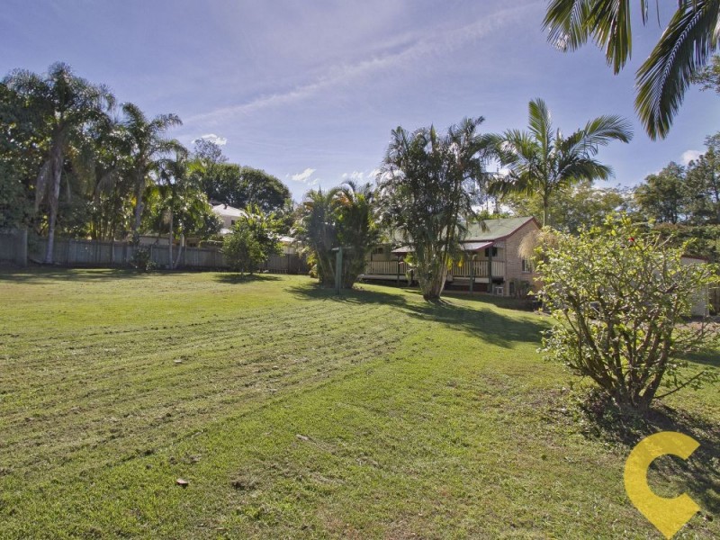 27 Shaws Road, Beerwah QLD 4519